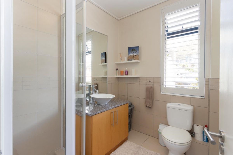 To Let 2 Bedroom Property for Rent in Sea Point Western Cape